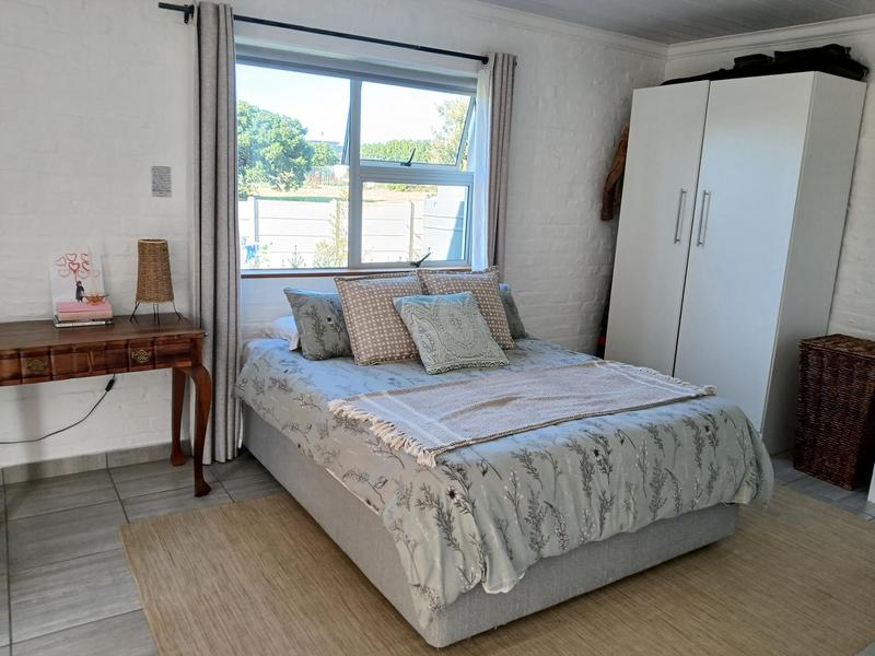 2 Bedroom Property for Sale in Stilbaai Wes Western Cape